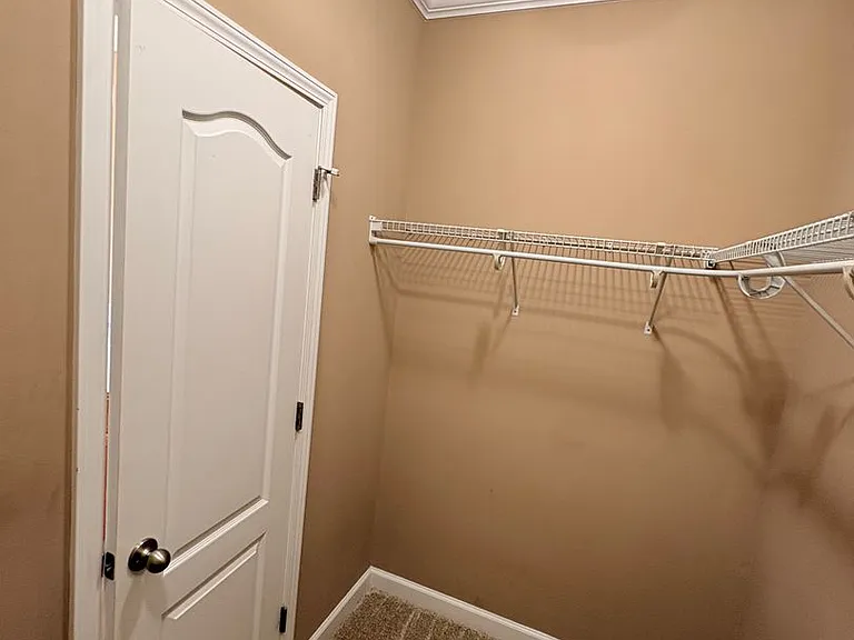 102 Timber Hill Ct — Photo 11