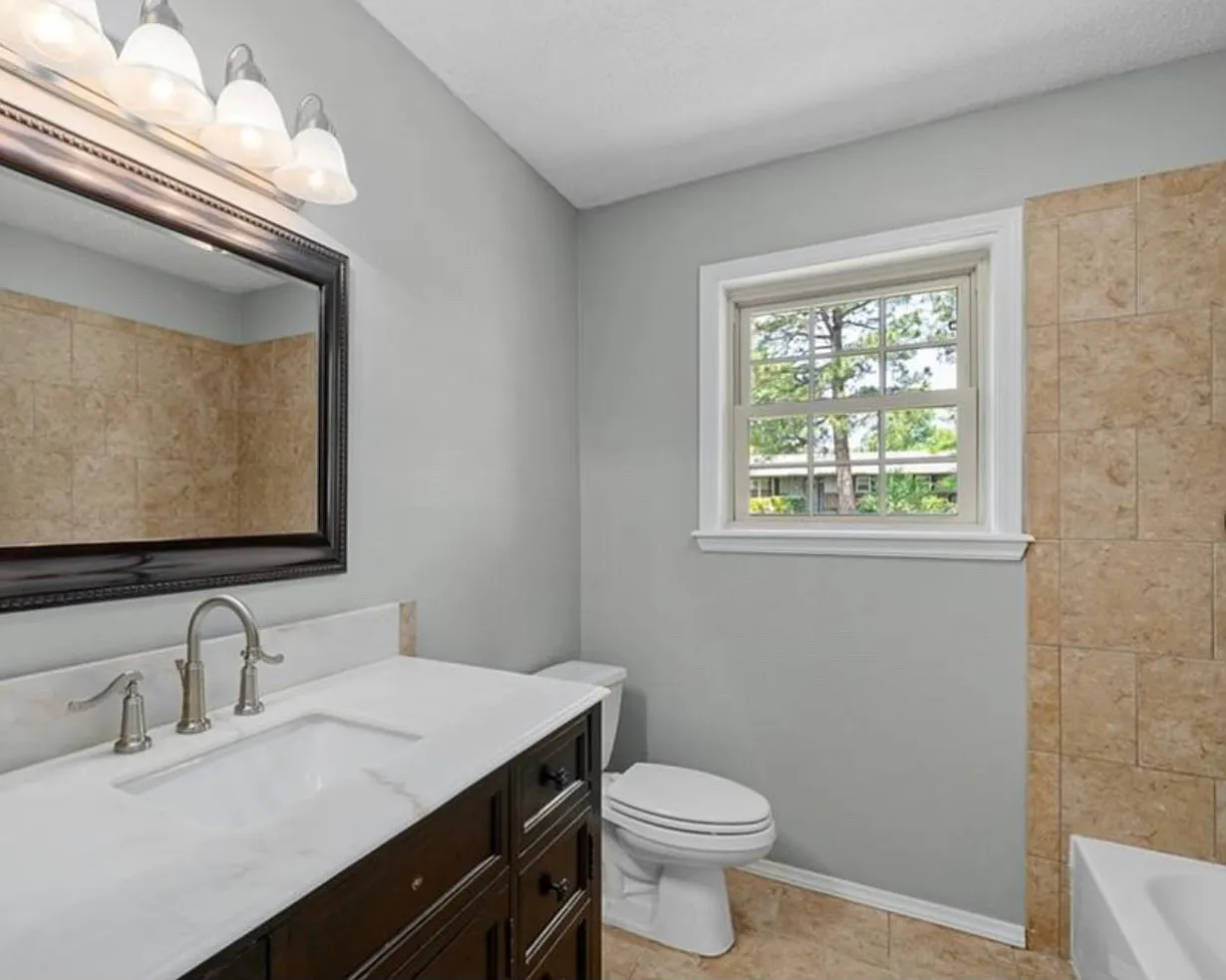 6 Hilltop Pl — Photo 3