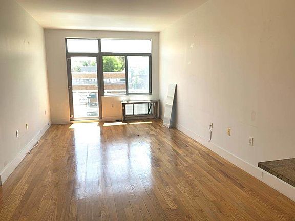 3rd image of 804 Bergen St #216