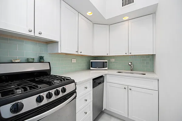 Sold by Douglas Elliman | media 3