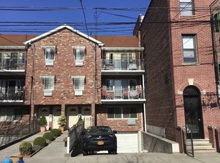 25-64 45th St #3, Astoria, NY 11103