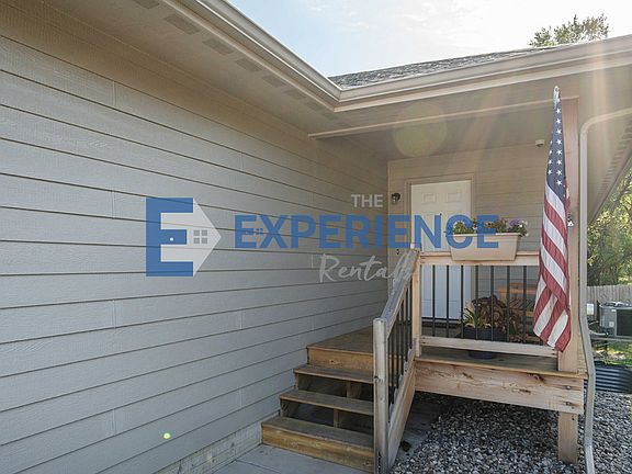 2nd image of 1806 N Oberg Cir