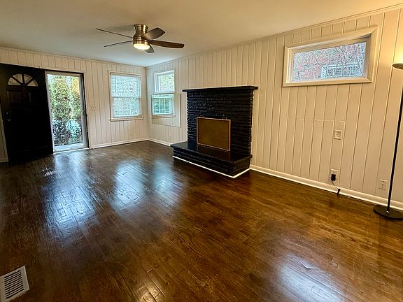 2nd image of 1120 Haysboro Ave