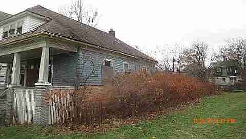 5899 Hazlett
