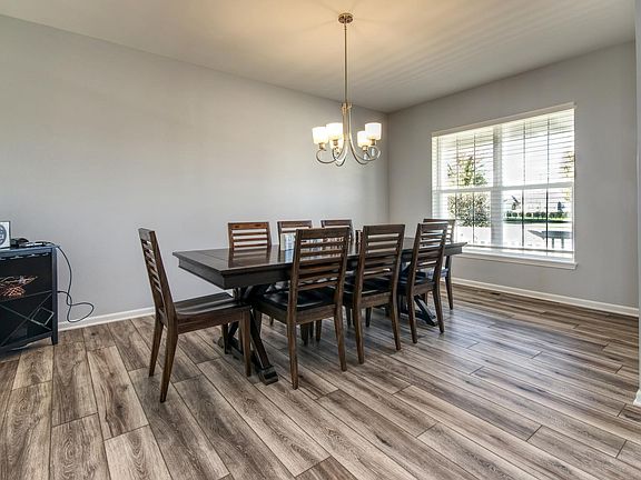 4th image of 25525 W Prairiewood Ln