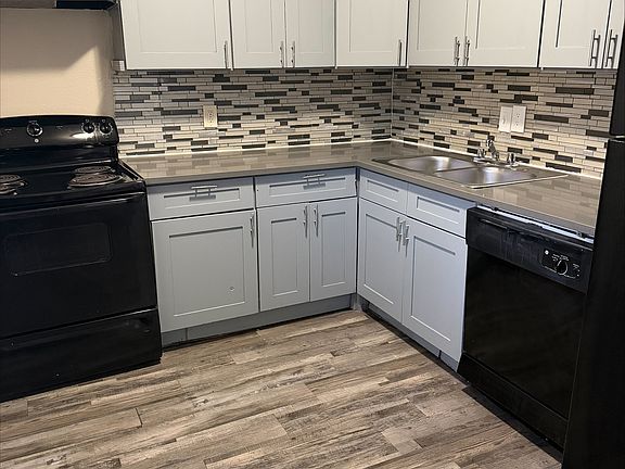 2nd image of 1240 W Avenue D APT 1