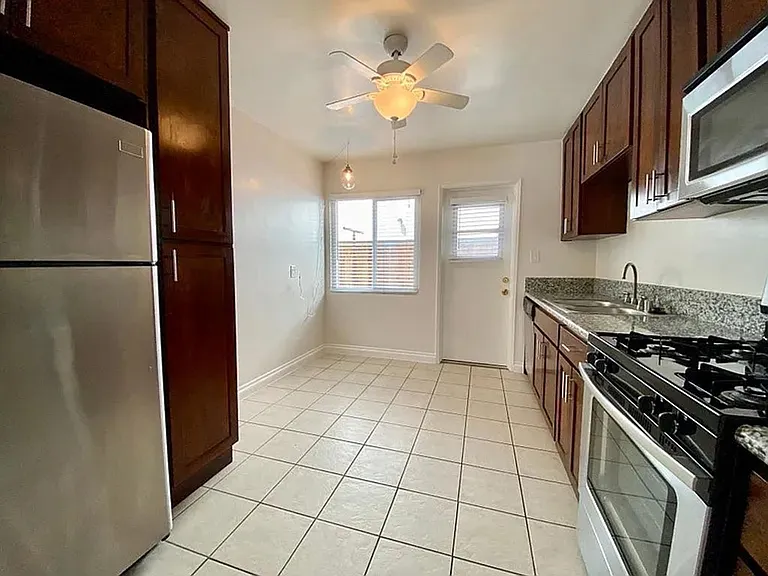 4414-20 Mississippi St — Photo 10