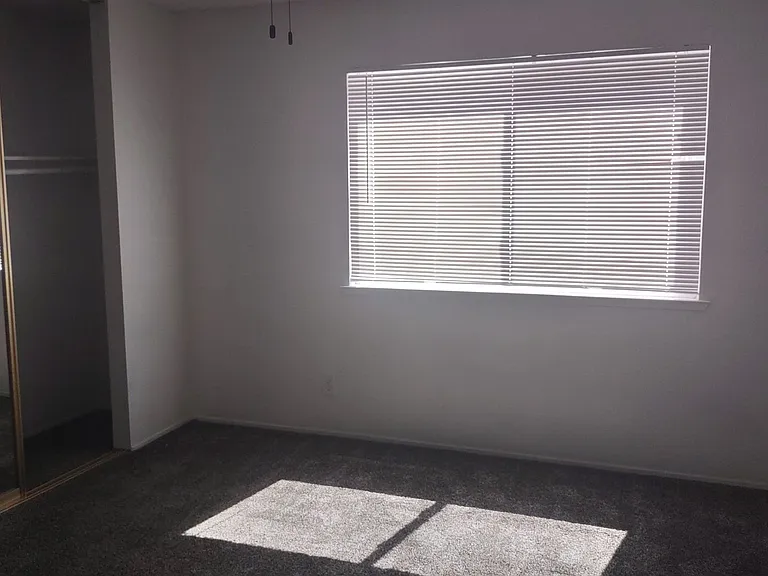 4111 Ozro Ct — Photo 16