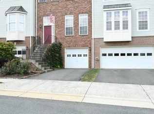 678 McLeary Sq SE, Leesburg, VA 20175