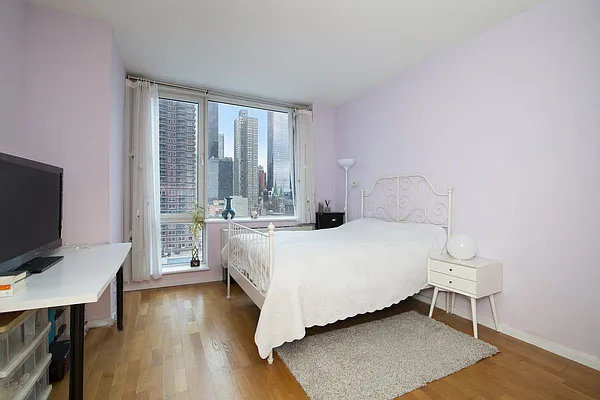 Rented by Compass | media 4