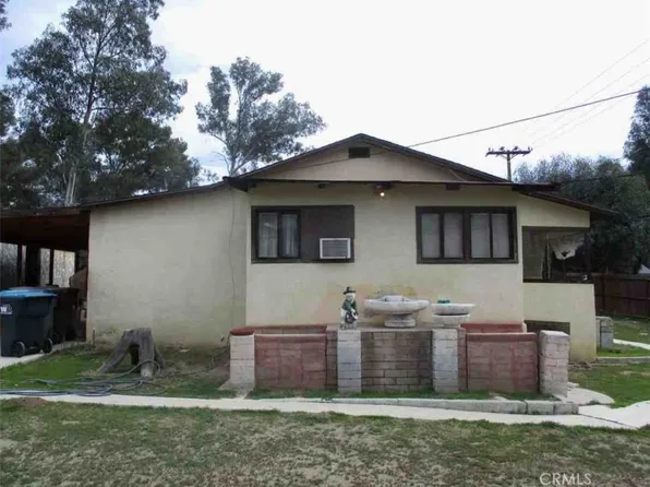 23870 Lodge Dr, Canyon Lake, CA 92587