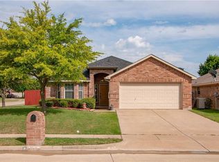 118 Buckskin Dr, Waxahachie, TX 75167