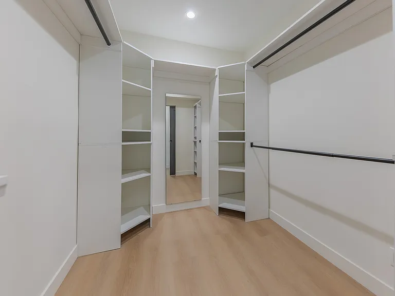4557 Camellia Ave — Photo 23