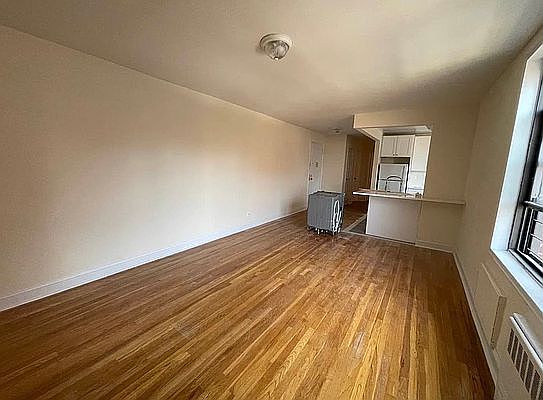 3rd image of 144-45 35th Ave #2Z