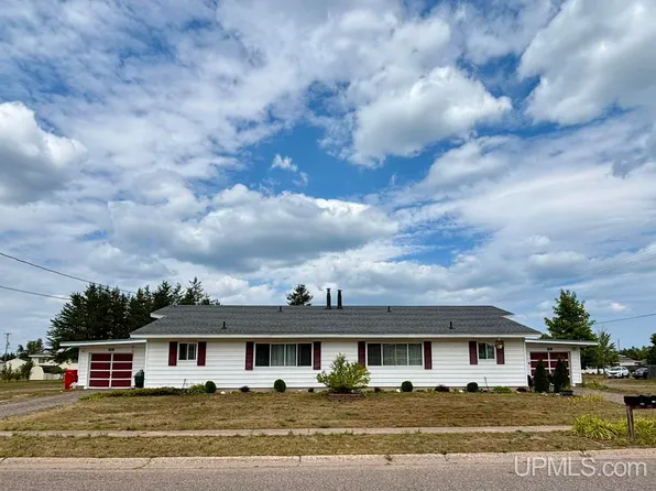 101-103 Vigilante St, Gwinn, MI 49841