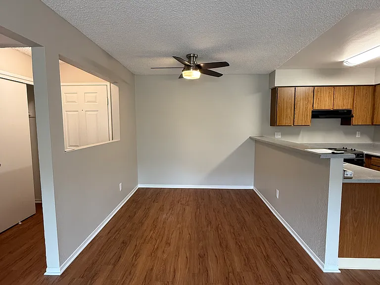 Willow Ridge — Photo 40