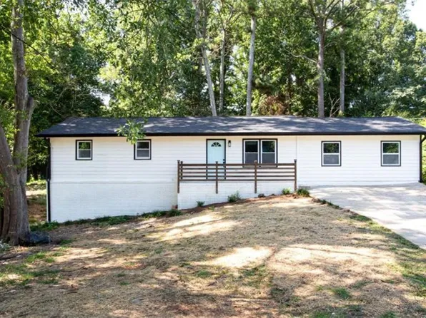 3652 Sweetbriar Cir, Lithia Springs, GA 30122