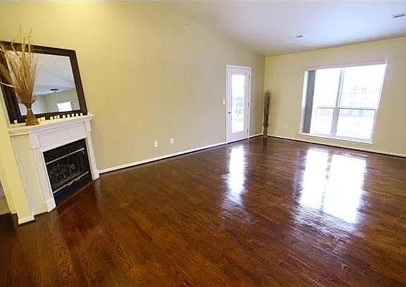 5th image of 29639 Nottingham Cir #35