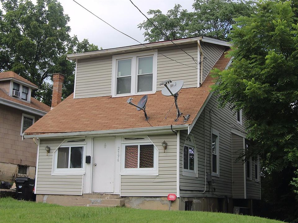 2nd image of 2796 Shaffer Ave