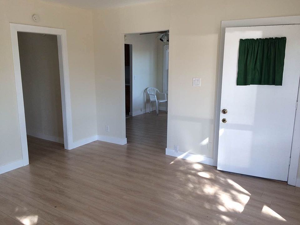 1st image of 202 Kirk Ave