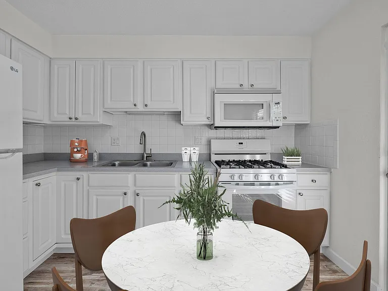 Villa Roma Apartments — Photo 30