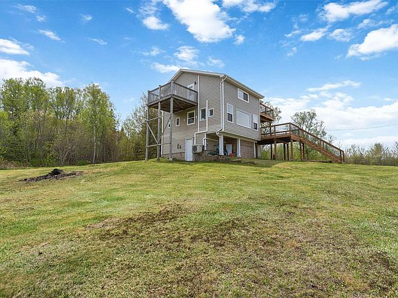 2nd image of 864 Chipman Brook Rd