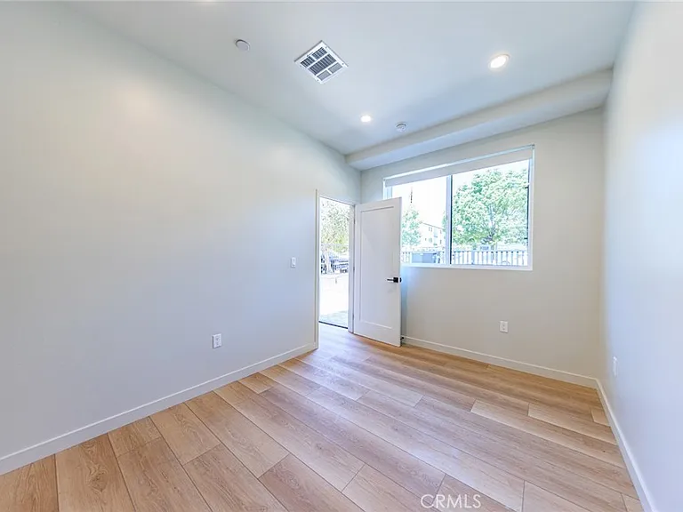 6096 La Prada St — Photo 5