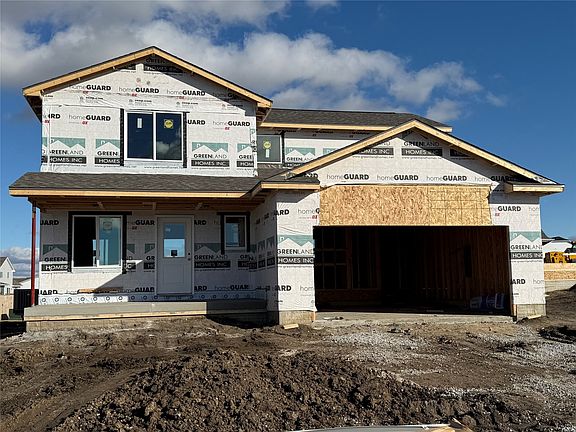 3rd image of 1205 NW Driftwood Dr
