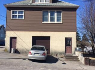 684 Lincoln St, Hazleton, PA 18201
