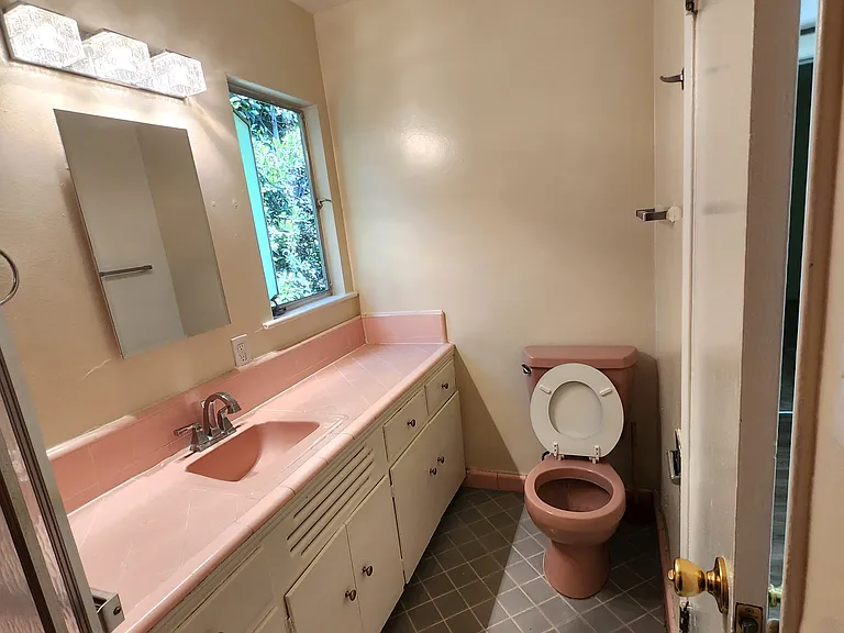 3700 E Ocean Blvd #12 — Photo 11