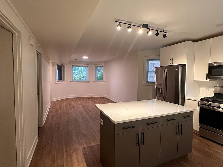 3436 N Springfield Ave #G — Photo 10