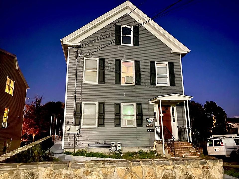 2nd image of 17 Sumner St
