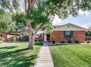 5566 W Hinsdale Pl, Littleton, CO 80128