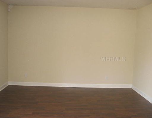 5th image of 10256 Park Row Ct