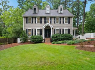 5724 Edgedale Dr, Raleigh, NC 27612