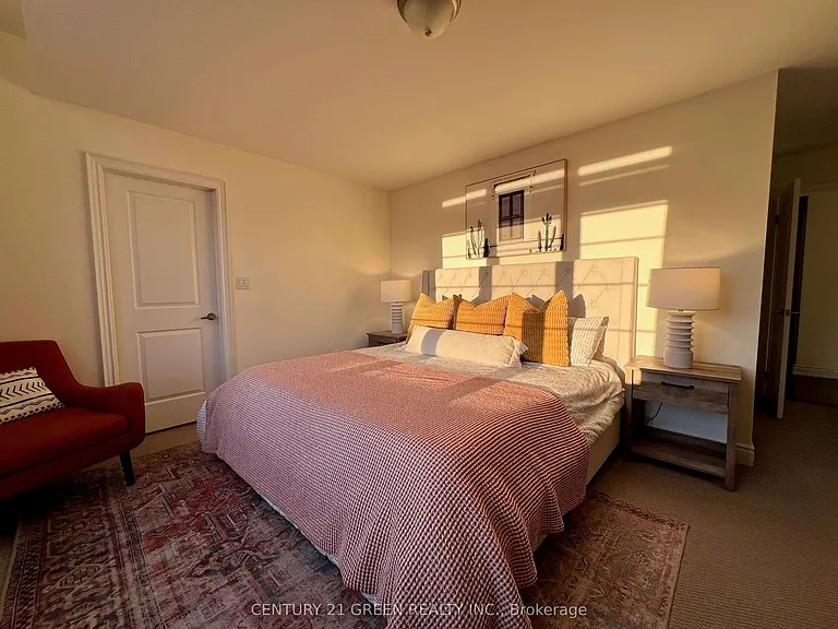 37 Prairie Creek Cres — Photo 7