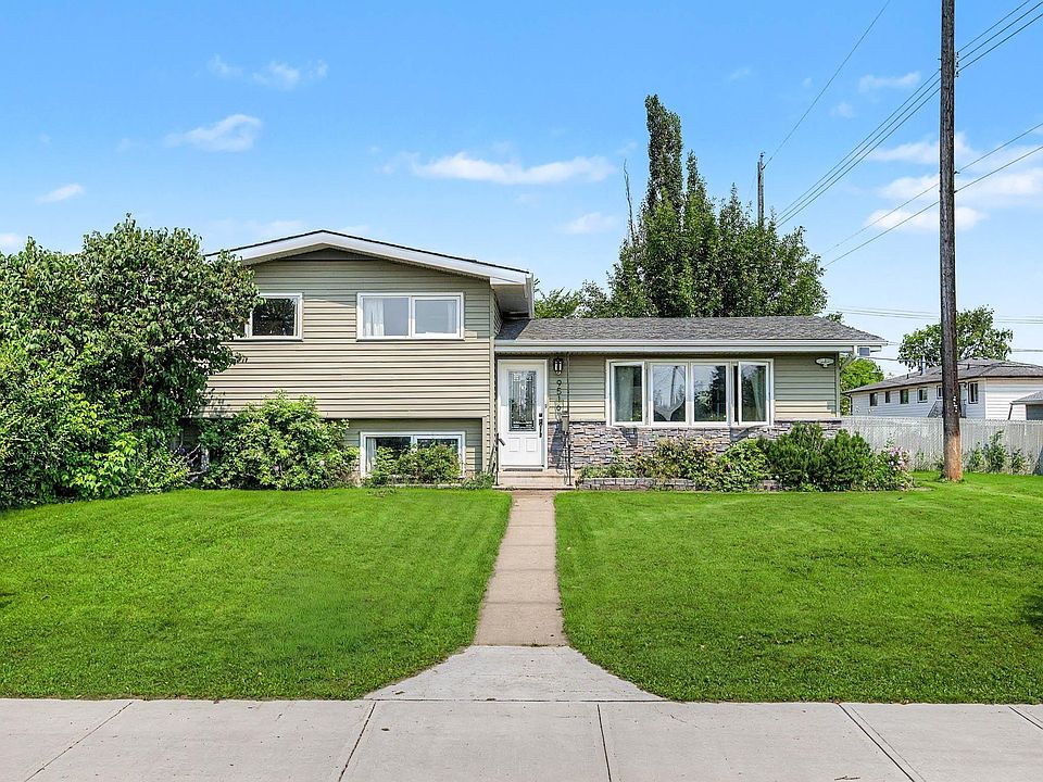 1st image of 9516 129a Ave NW