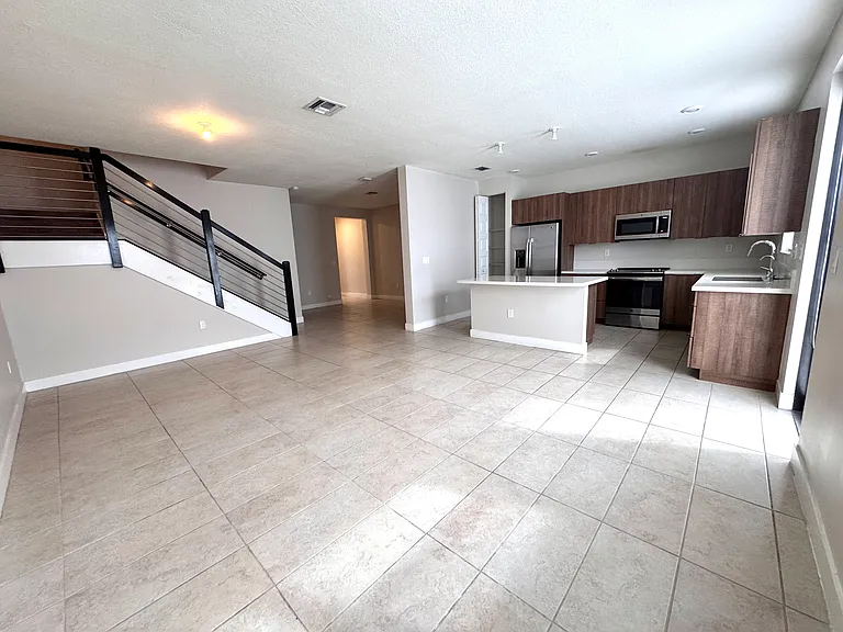 8058 NW 105th Ct #5800 — Photo 4