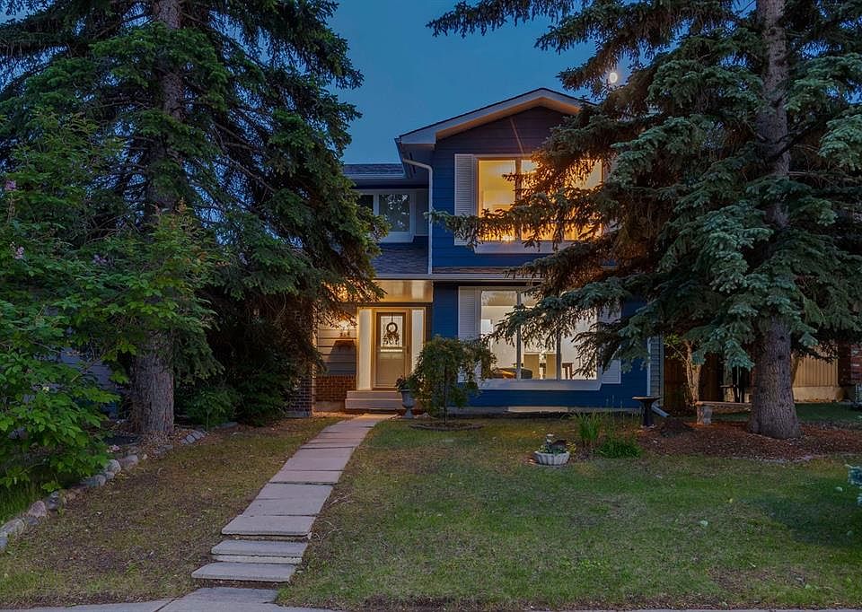 1st image of 384 N Midvalley Dr SE