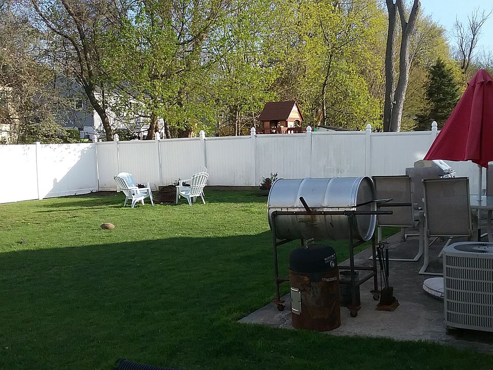 2nd image of 62 Oram Dr