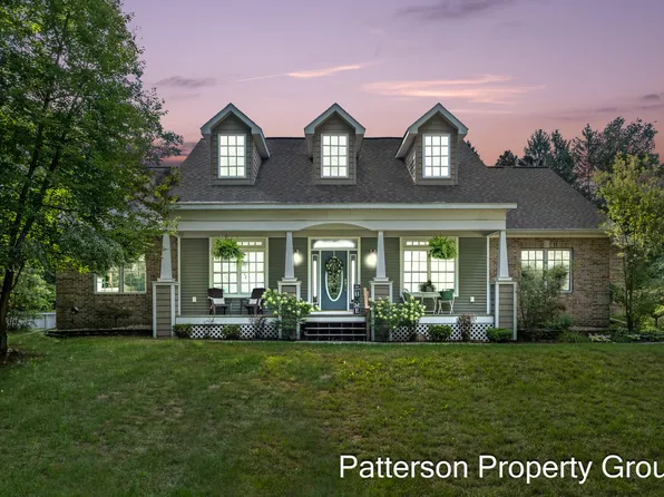 3164 Jamestown Ln, Fruitport, MI 49415