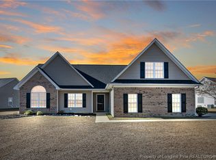 1904 Yellowbrick Rd, Fayetteville, NC 28314