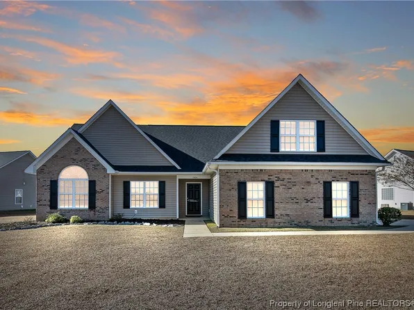 1904 Yellowbrick Rd, Fayetteville, NC 28314
