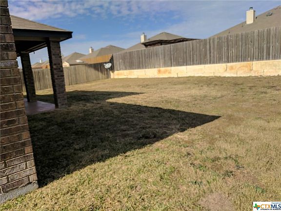 2nd image of 2803 Natural Ln