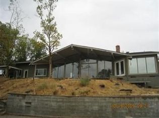 4200 Aerial Heights Dr, Medford, OR