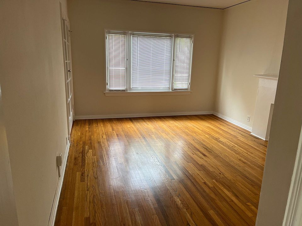 1st image of 333 N Swarthmore Ave #7