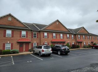 28 Weaver Ave, Ephrata, PA 17522