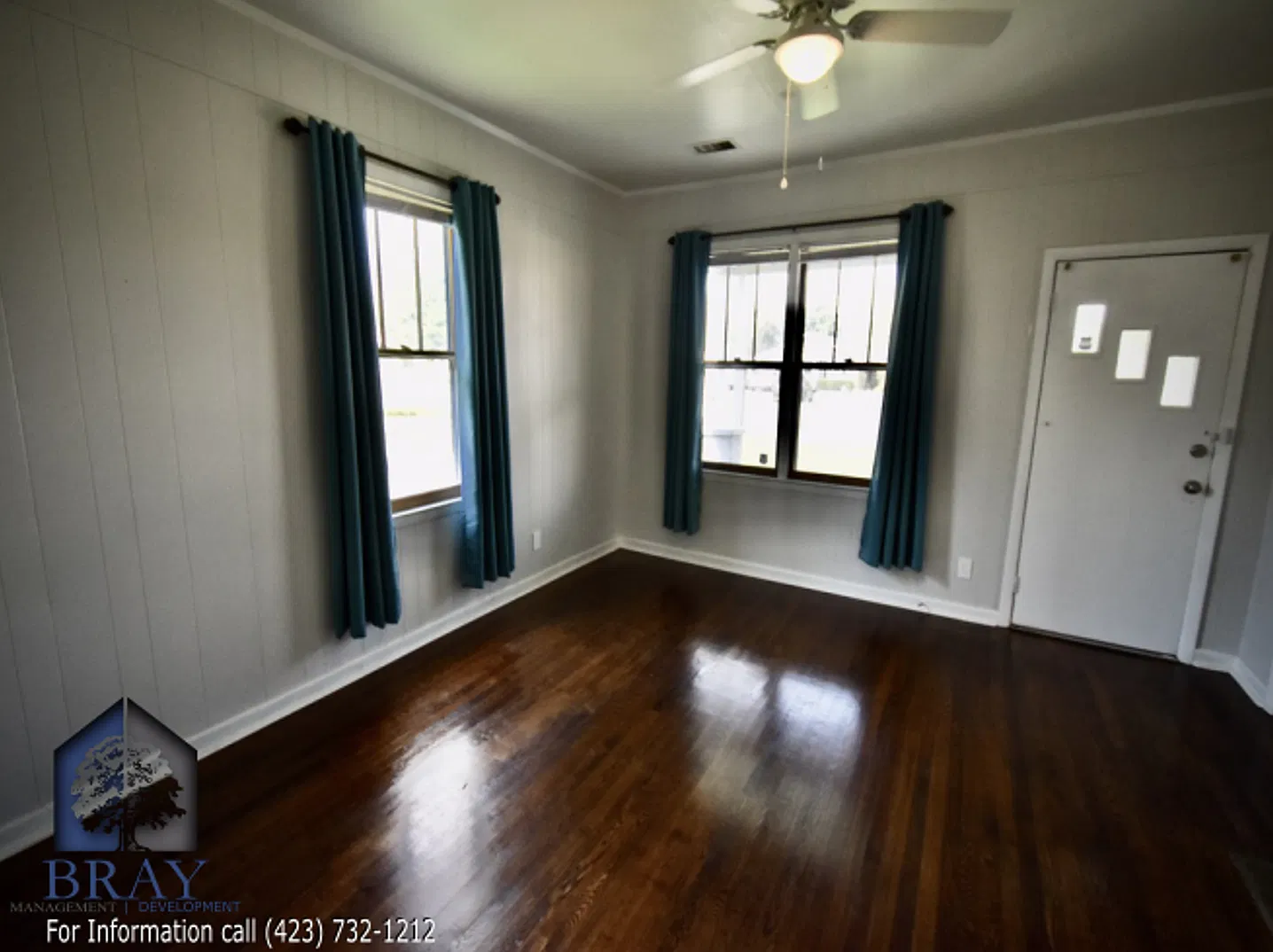 2423 E Center St — Photo 2