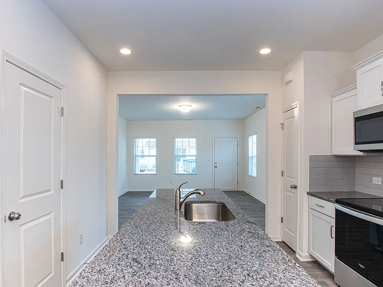 14147 Clayborn St — Photo 6