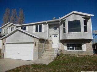 5558 W Shadberry Cir, West Jordan, UT 84081